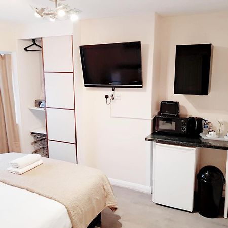 โคกี้ เฮาส์ Bed & Breakfast ลอนดอน ภายนอก รูปภาพ