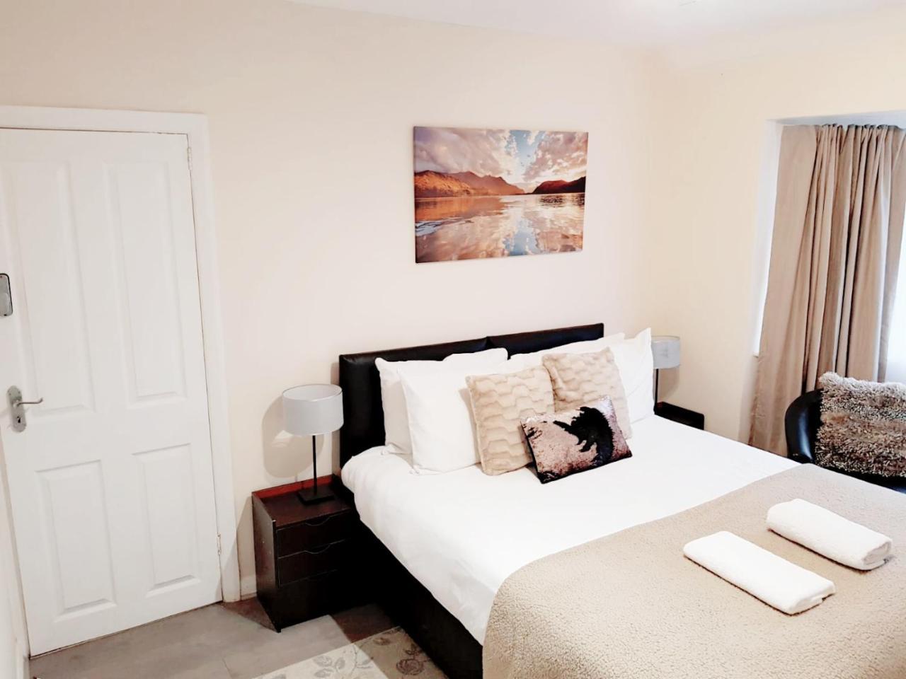 โคกี้ เฮาส์ Bed & Breakfast ลอนดอน ภายนอก รูปภาพ