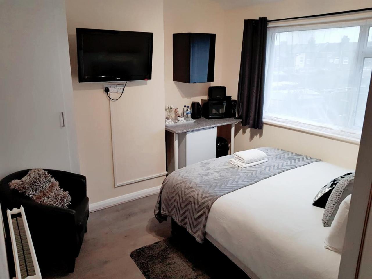 โคกี้ เฮาส์ Bed & Breakfast ลอนดอน ภายนอก รูปภาพ