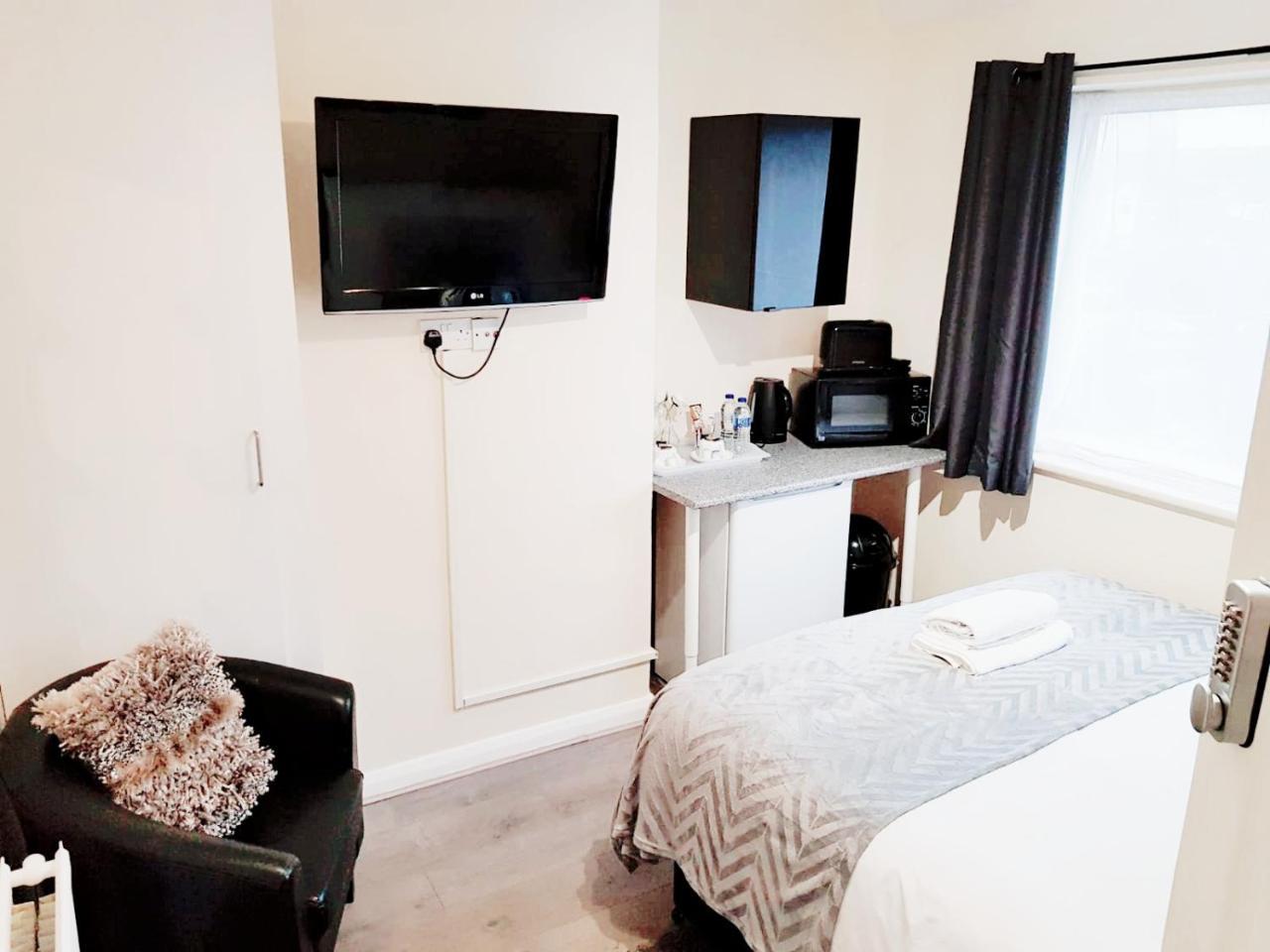 โคกี้ เฮาส์ Bed & Breakfast ลอนดอน ภายนอก รูปภาพ
